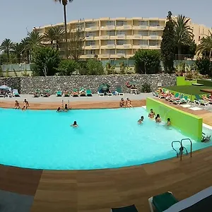 apartamentos-aguacates.in-canary-islands.com/
